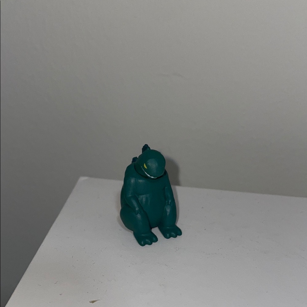 Crayon Shin Chan Godzilla Figure, Mini Dinosaur Figure